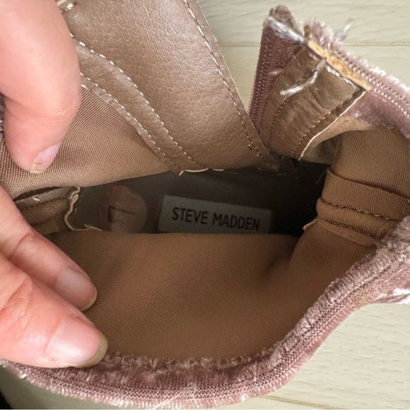 Steve Madden gaze velvet bootie - Picture 10 of 11